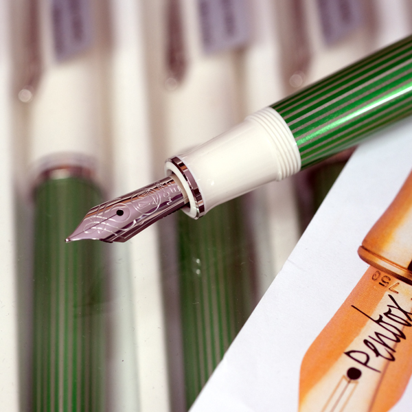 M605 Pelikan Souveran Green White special edition fountain pen.