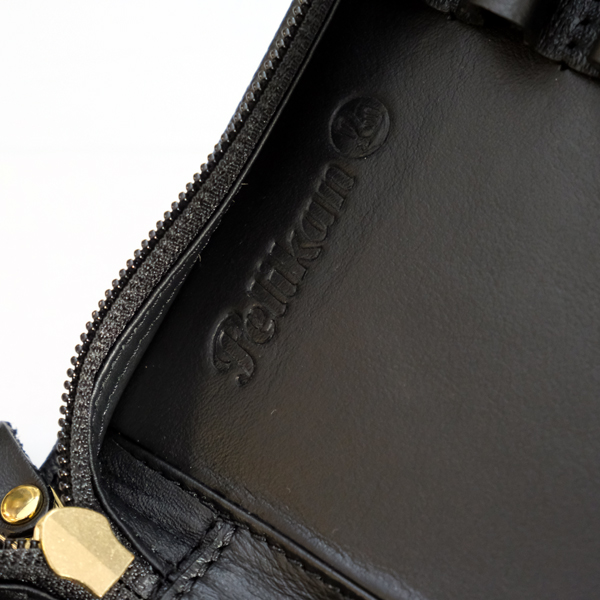 Pelikan leather case.